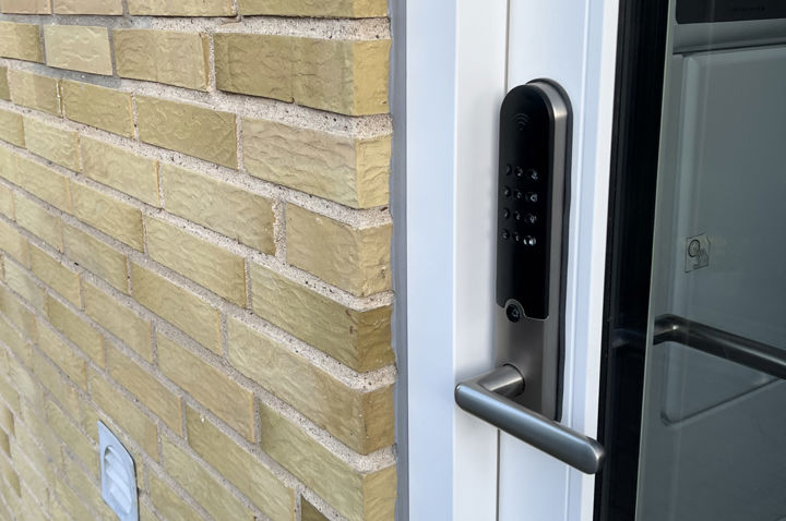 Yale Doorman 2
